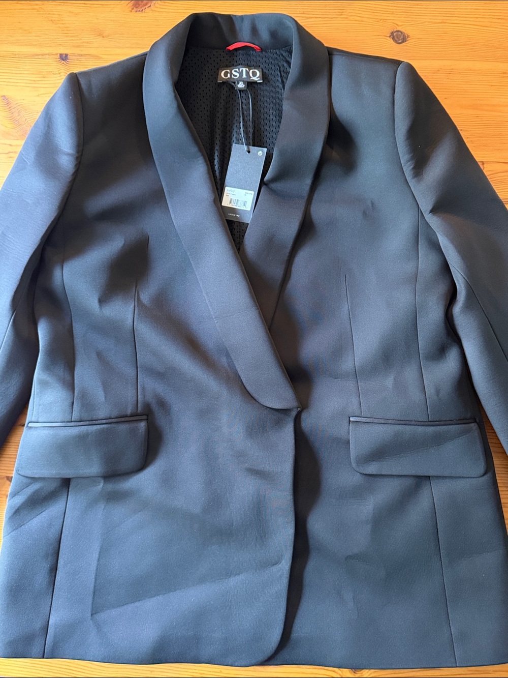 GSTQ Women’s Satin Scuba Tuxedo Blazer